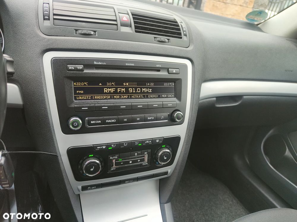 Skoda Octavia 1.6 TDI DPF Ambiente - 13