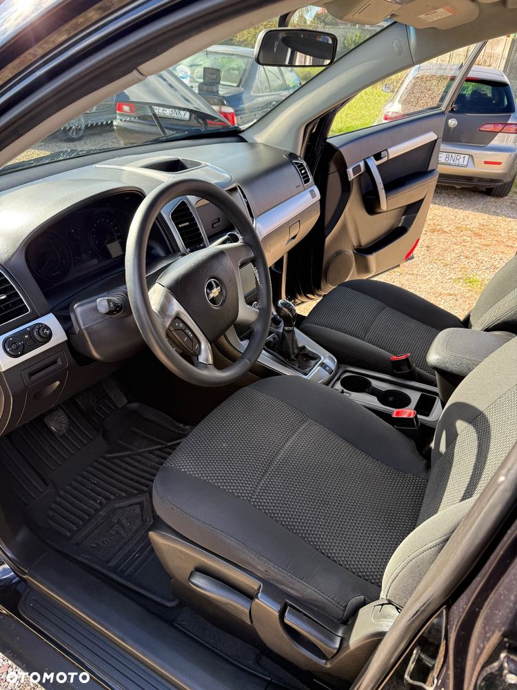 Chevrolet Captiva 2.2 D LS+ - 9