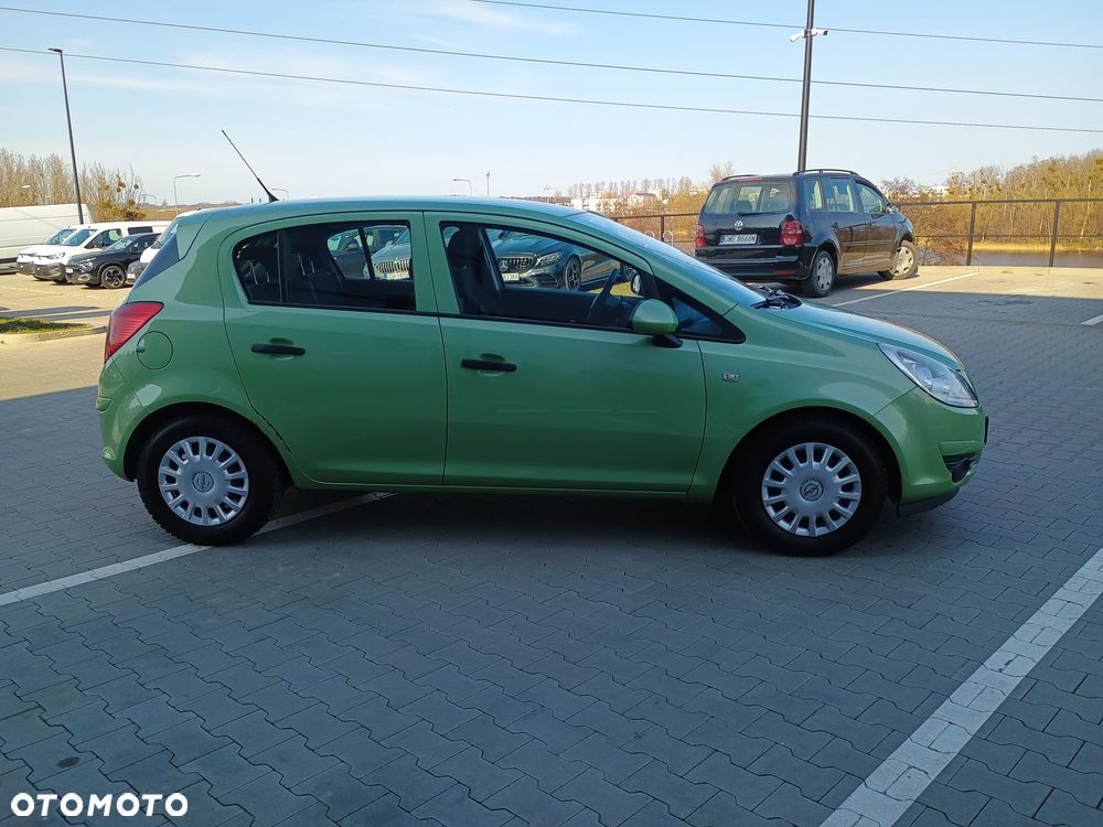 Opel Corsa 1.2 16V Enjoy - 4