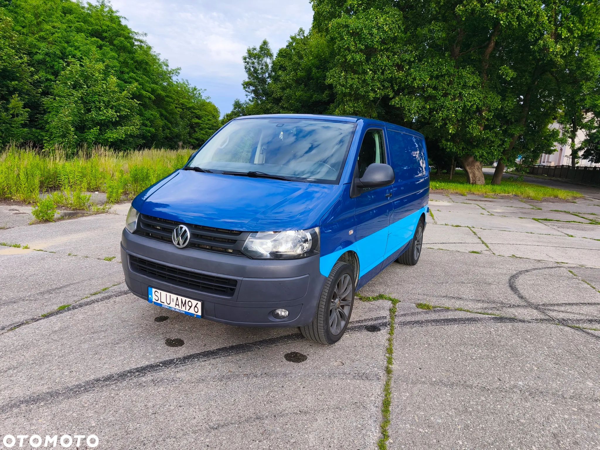 Volkswagen Transporter - 1