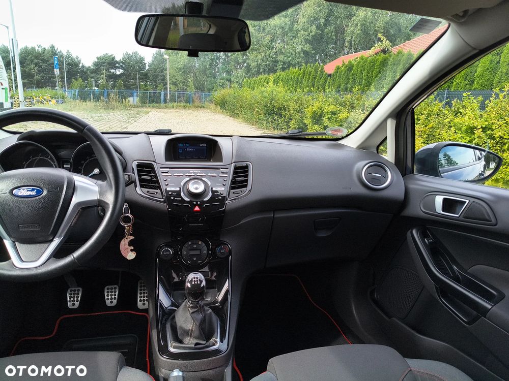 Ford Fiesta 1.0 EcoBoost STart-Stop ST-LINE - 29