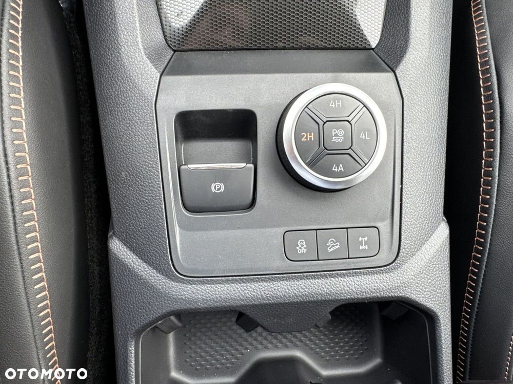 Volkswagen Amarok - 18