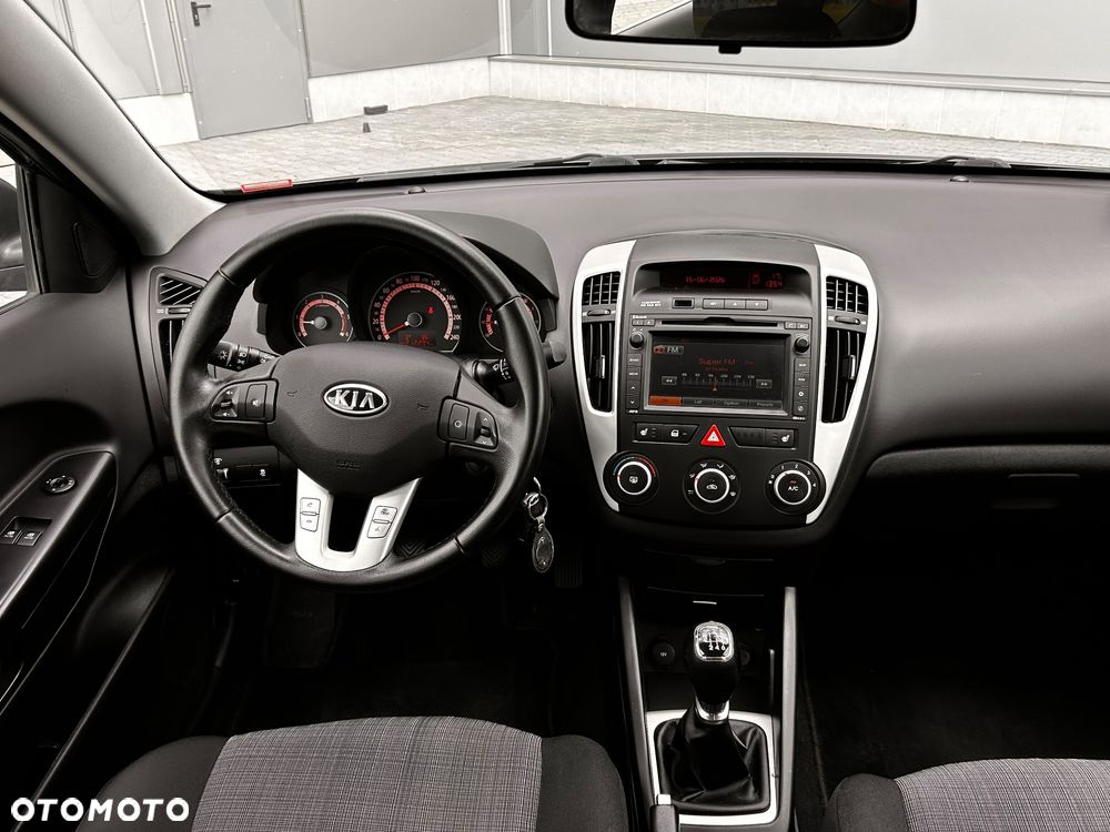 Kia Ceed 1.6 CRDi 115 Spirit - 23
