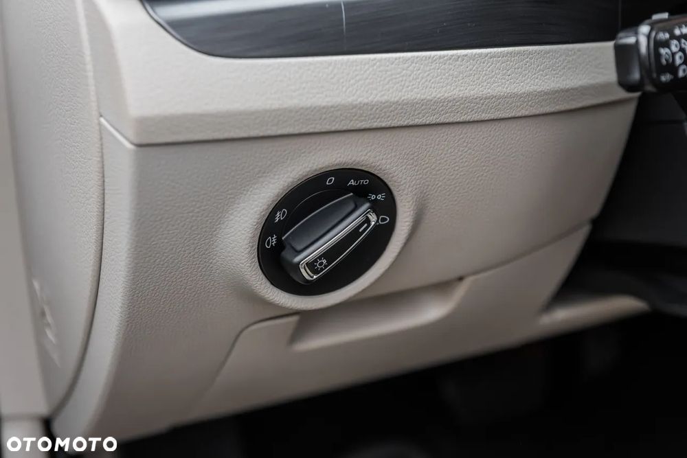 Skoda Superb 2.0 TSI Sportline DSG - 16