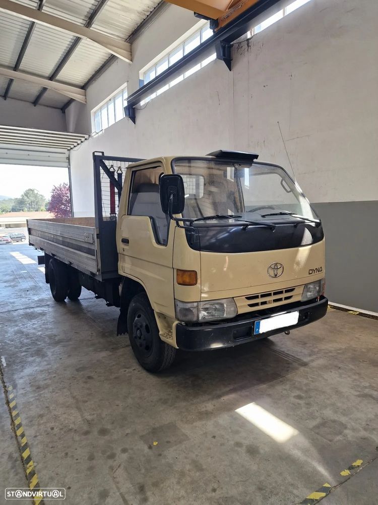 Toyota Dyna 250  3.5 - 1