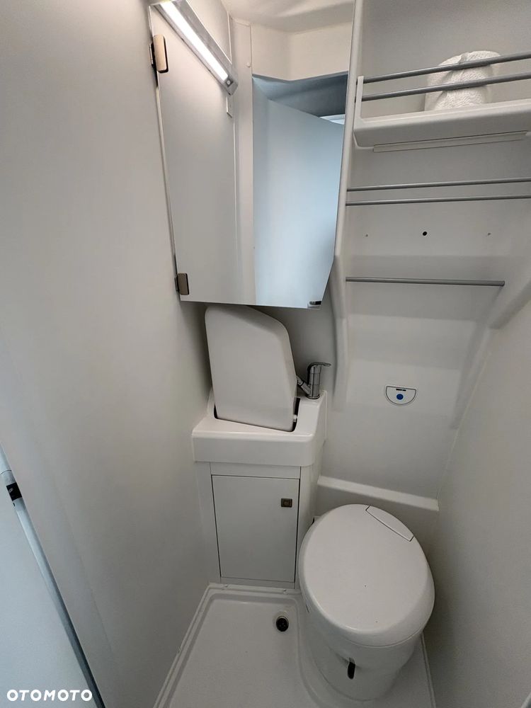 Volkswagen Grand California - 20