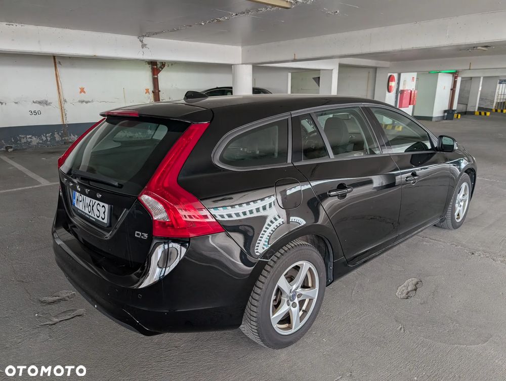Volvo V60 D3 Kinetic - 8