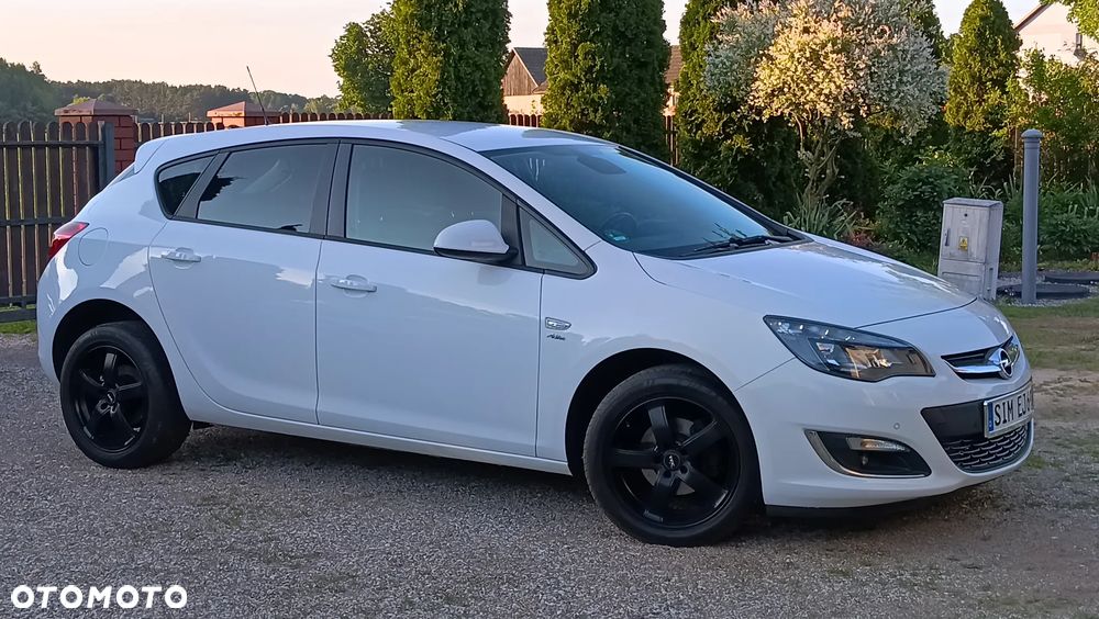 Opel Astra 1.4 T Edition 150 - 18