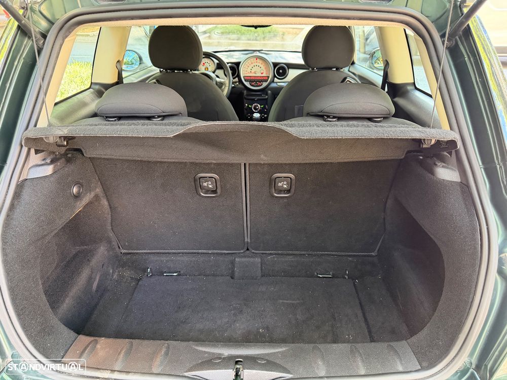 MINI 3 Portas One D - 31