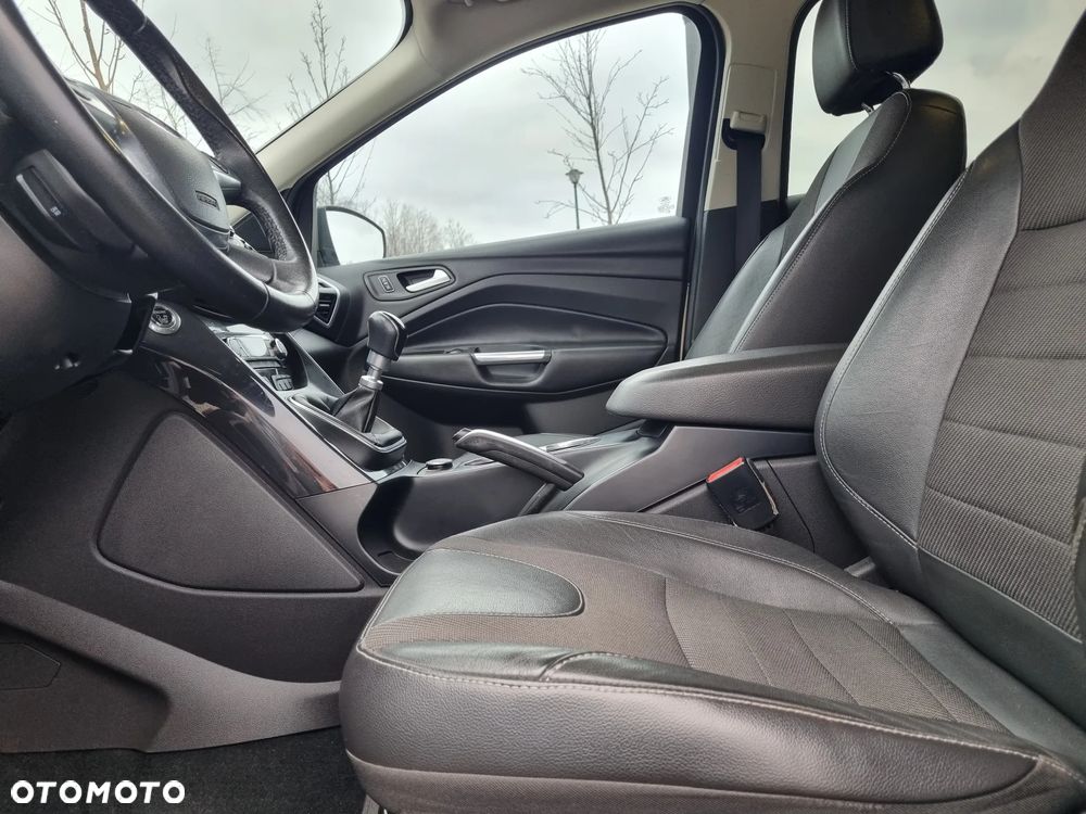 Ford Kuga 2.0 TDCi Titanium - 29