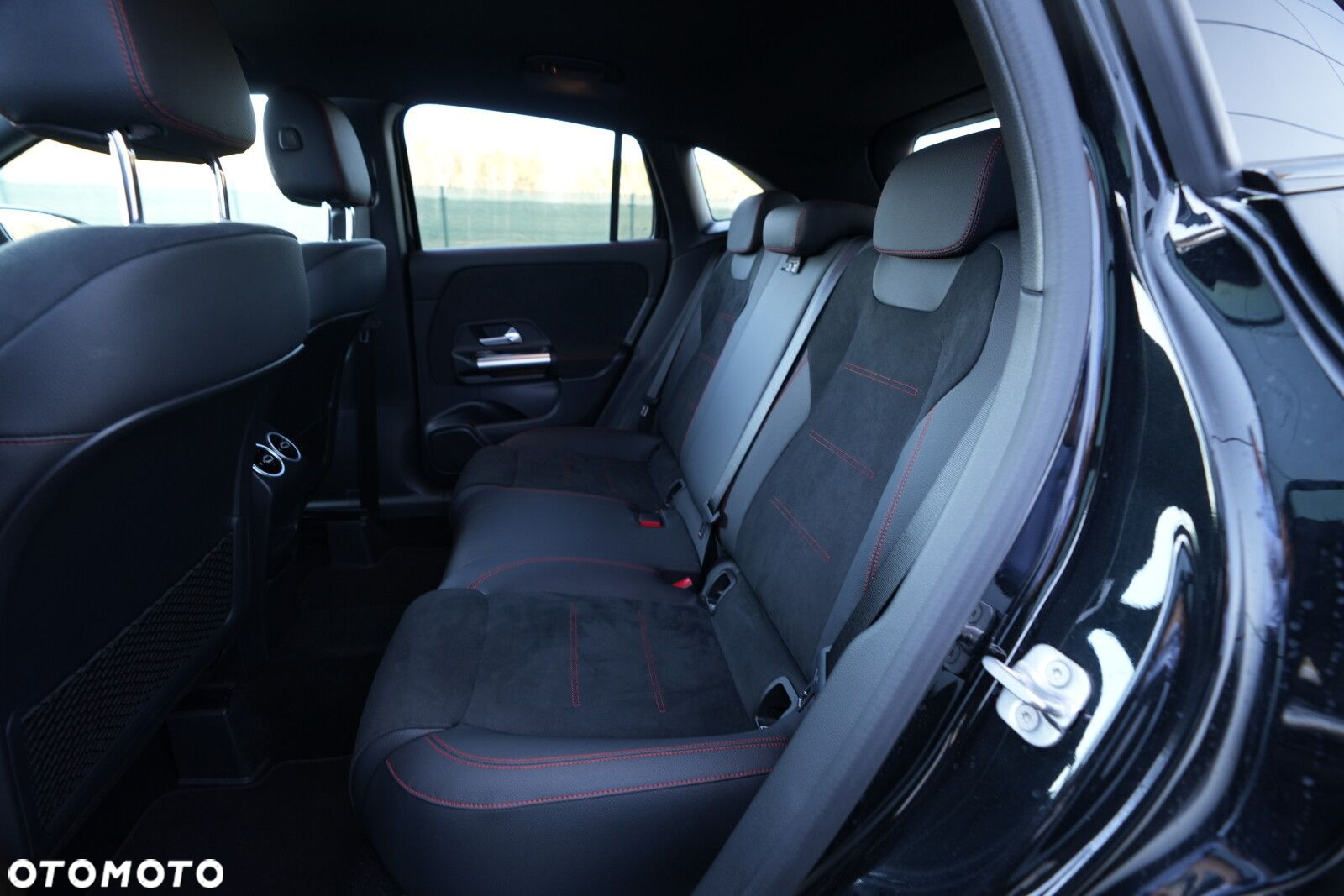 Mercedes-Benz GLA 200 AMG Line - 16