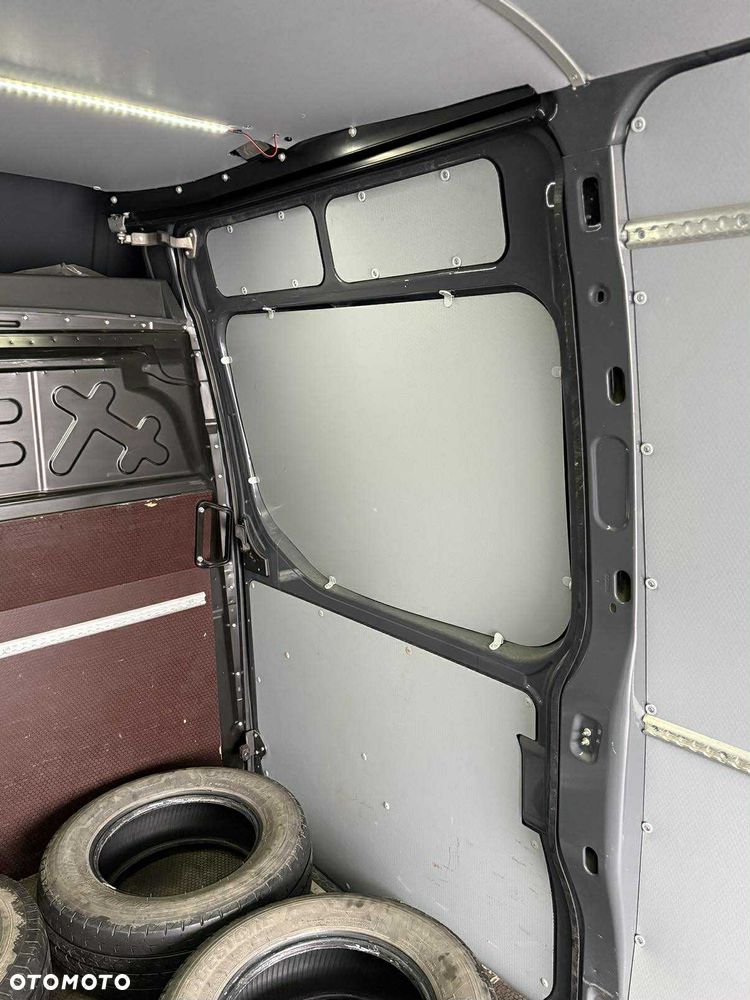 Iveco DAILY 35S18 - 10