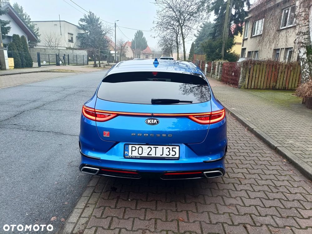 Kia ProCeed - 15