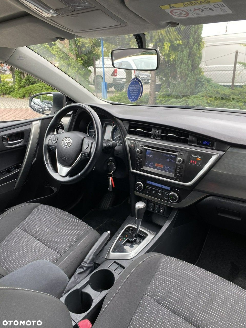 Toyota Auris - 11