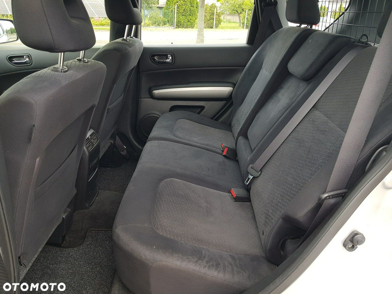 Nissan X-Trail - 12