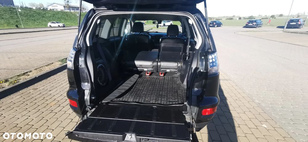 Mitsubishi Outlander 2.4 Intense CVT - 6