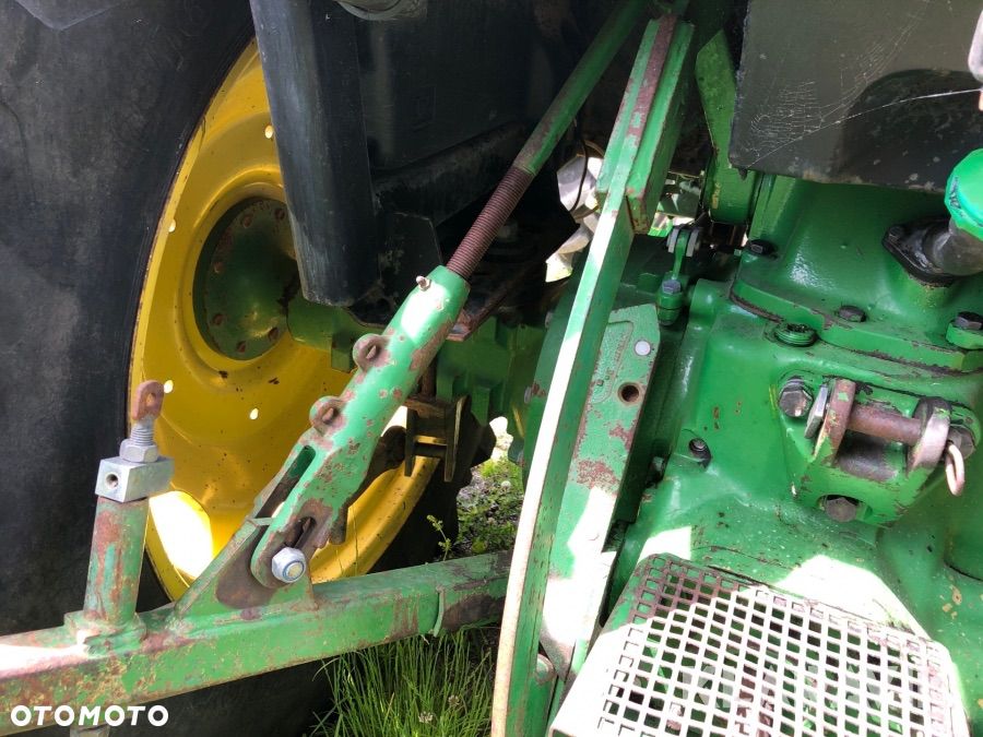 John Deere 2040 - 13