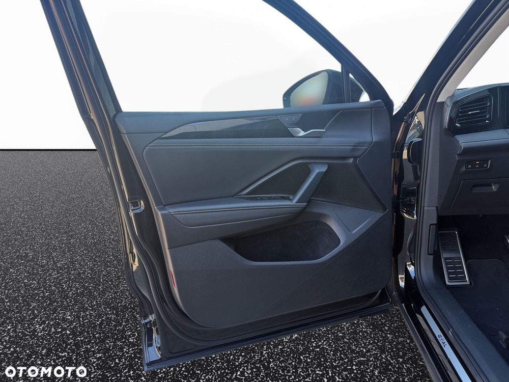 Volkswagen Tiguan - 33