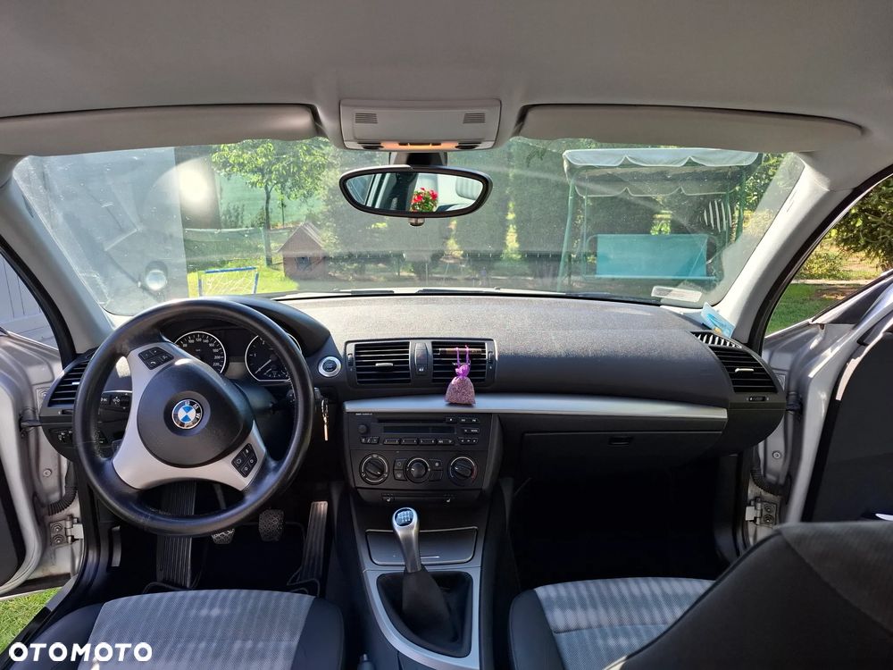 BMW Seria 1 118d - 5
