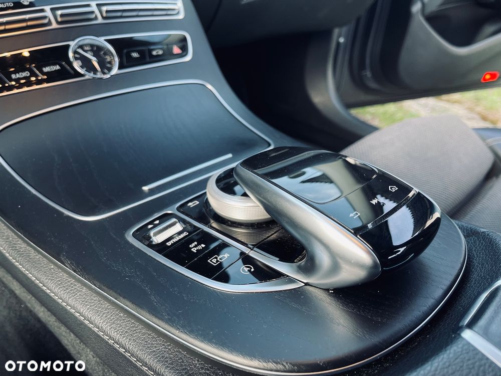 Mercedes-Benz Klasa E 220 d Business Edition 9G-TRONIC - 10