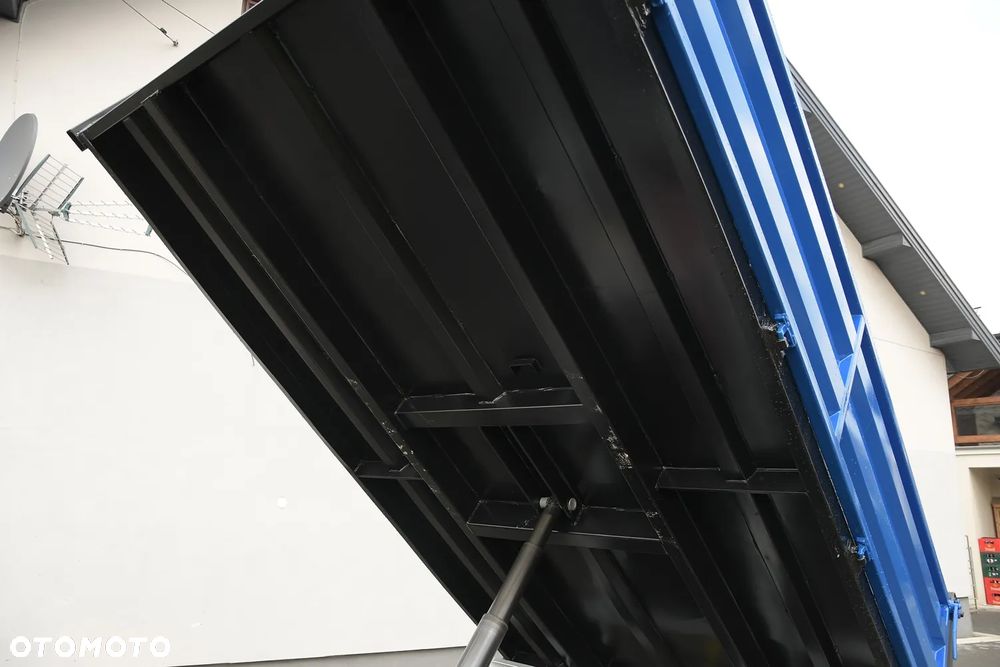 Iveco DAILY 35-150  * WYWROTKA * NISKI PRZEB: 76 000km * ZNAKOMITY STAN! - 31