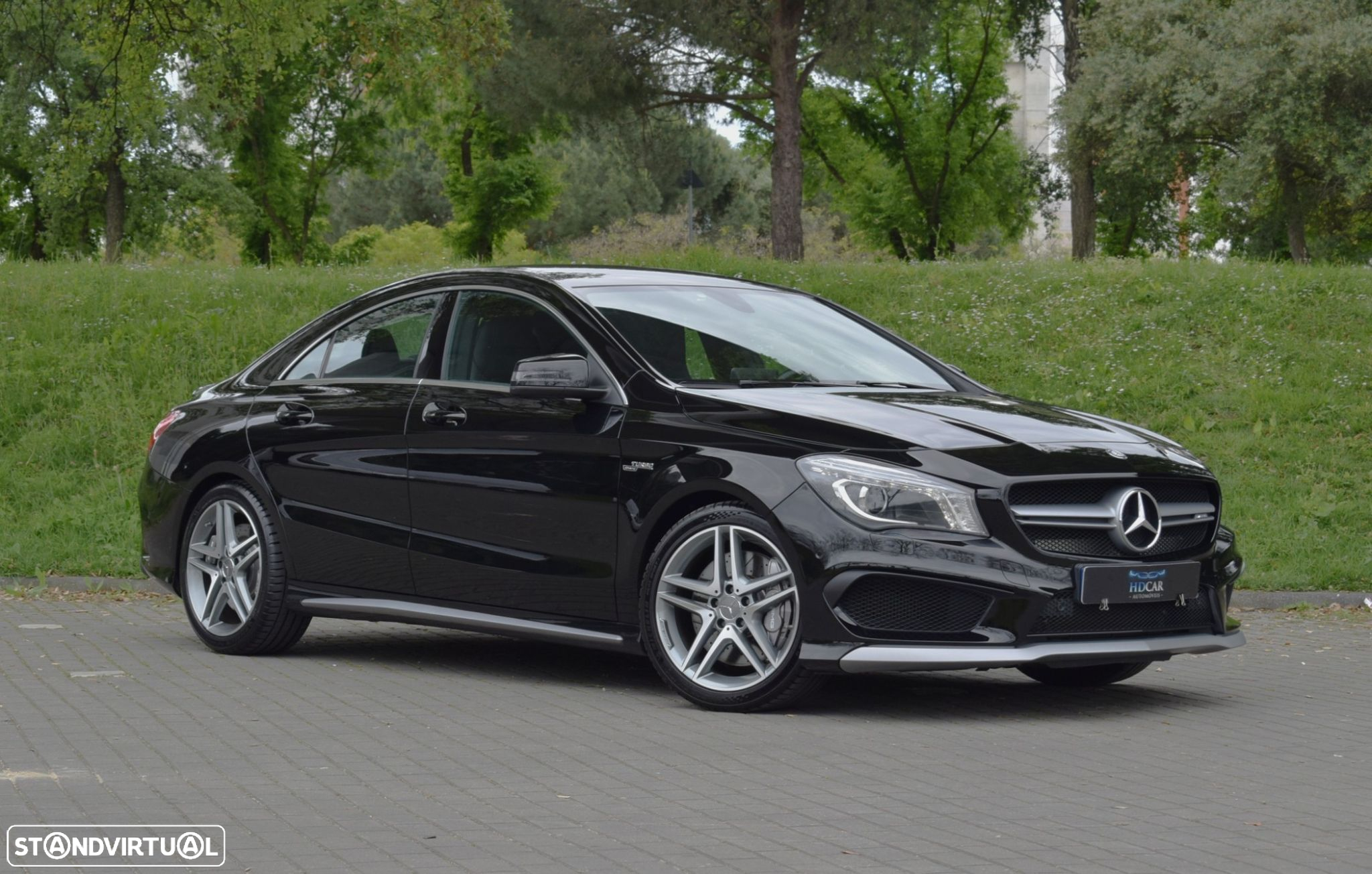 Mercedes-Benz CLA 45 AMG 4-Matic - 3