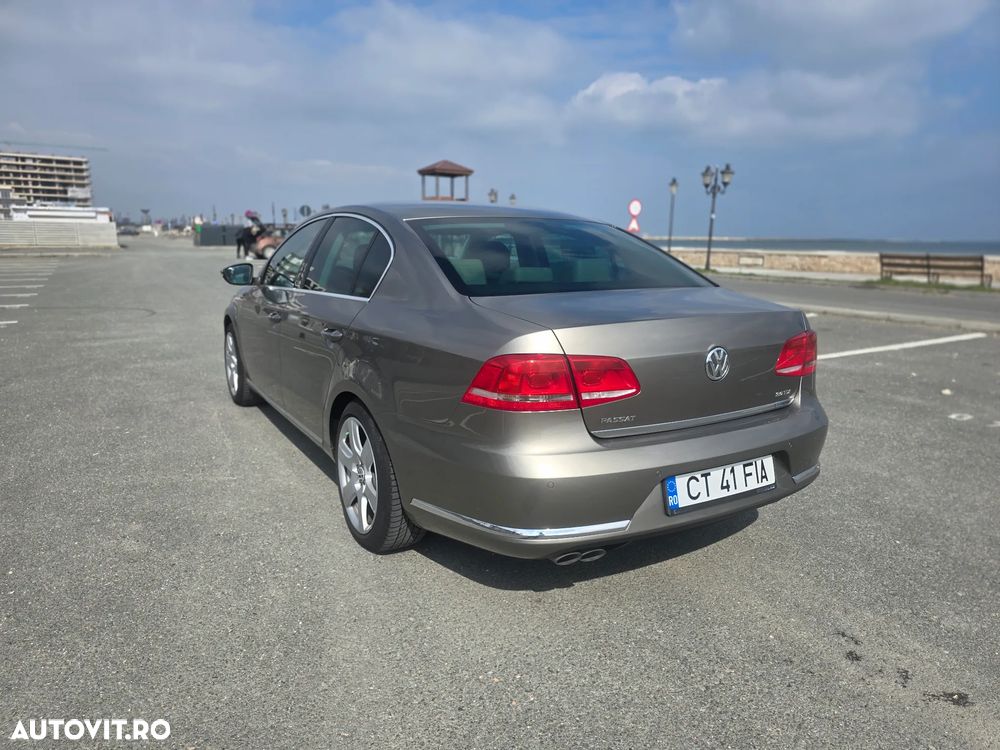 Volkswagen Passat 2.0 TDI BlueMotion Tehnology 4Motion Comfortline - 4