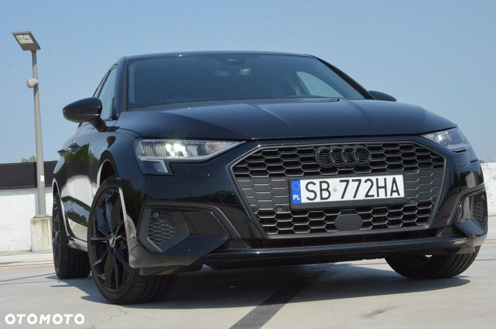 Audi A3 Sportback - 1