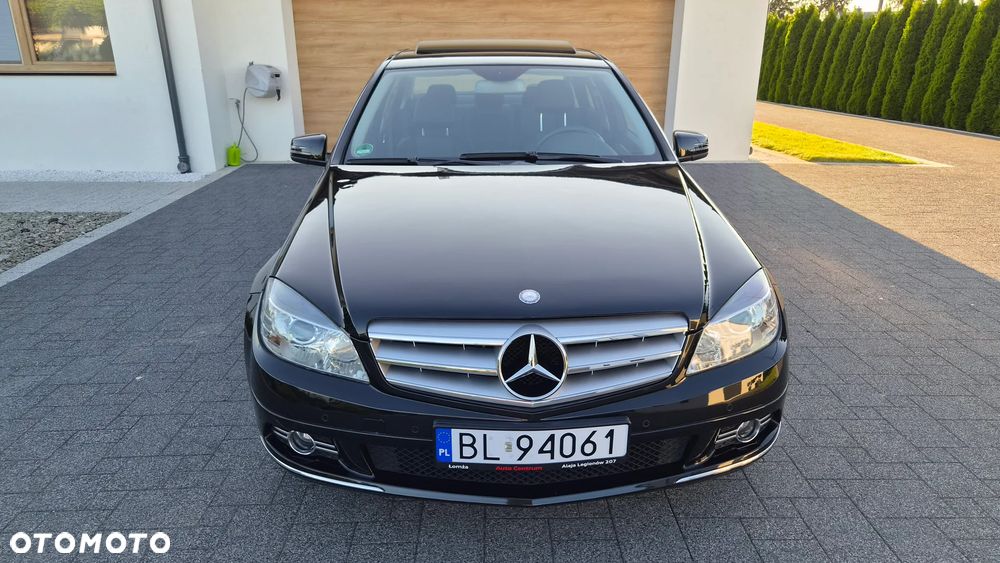 Mercedes-Benz Klasa C 180 CGI Automatik BlueEFFICIENCY Avantgarde - 4