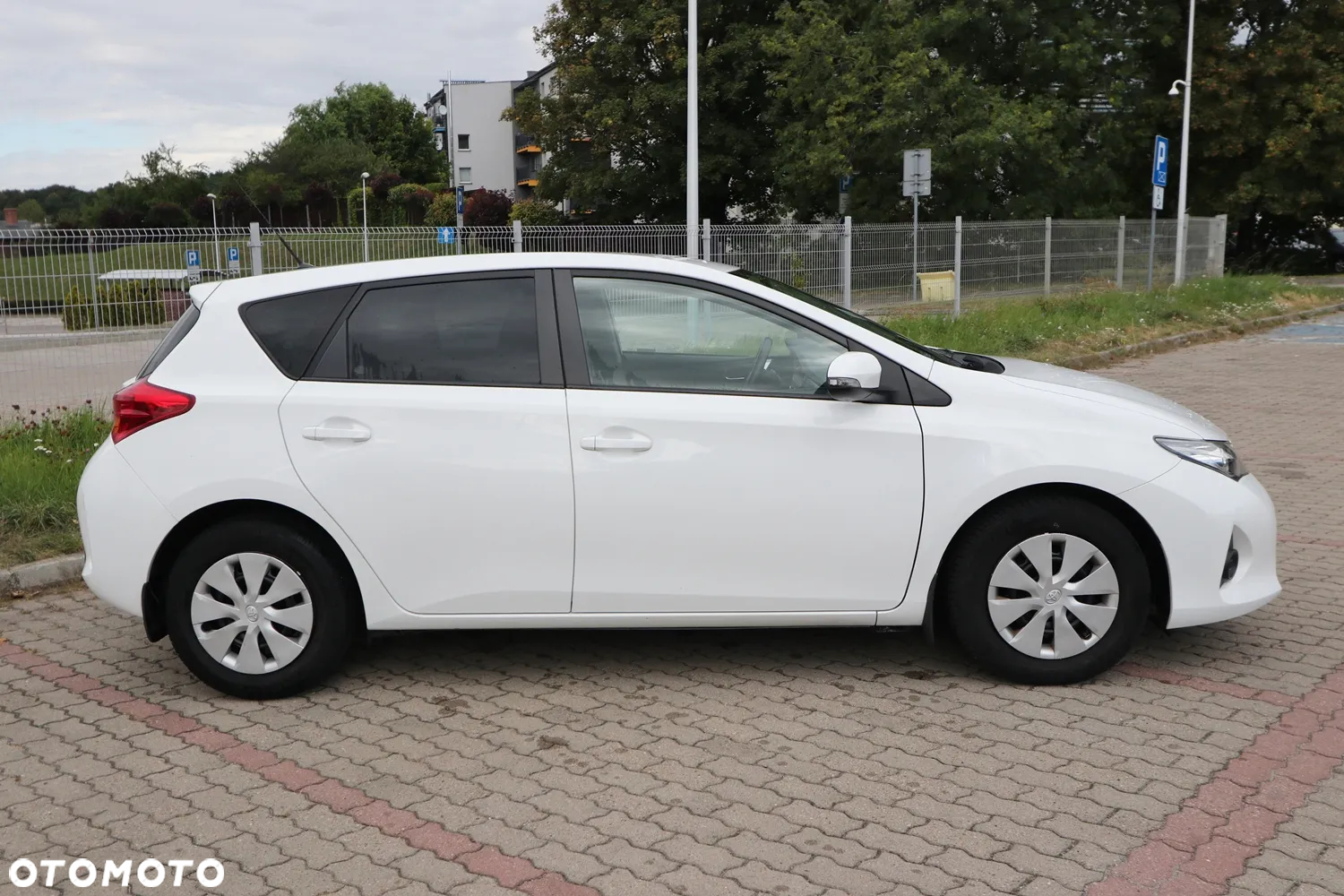 Toyota Auris - 10