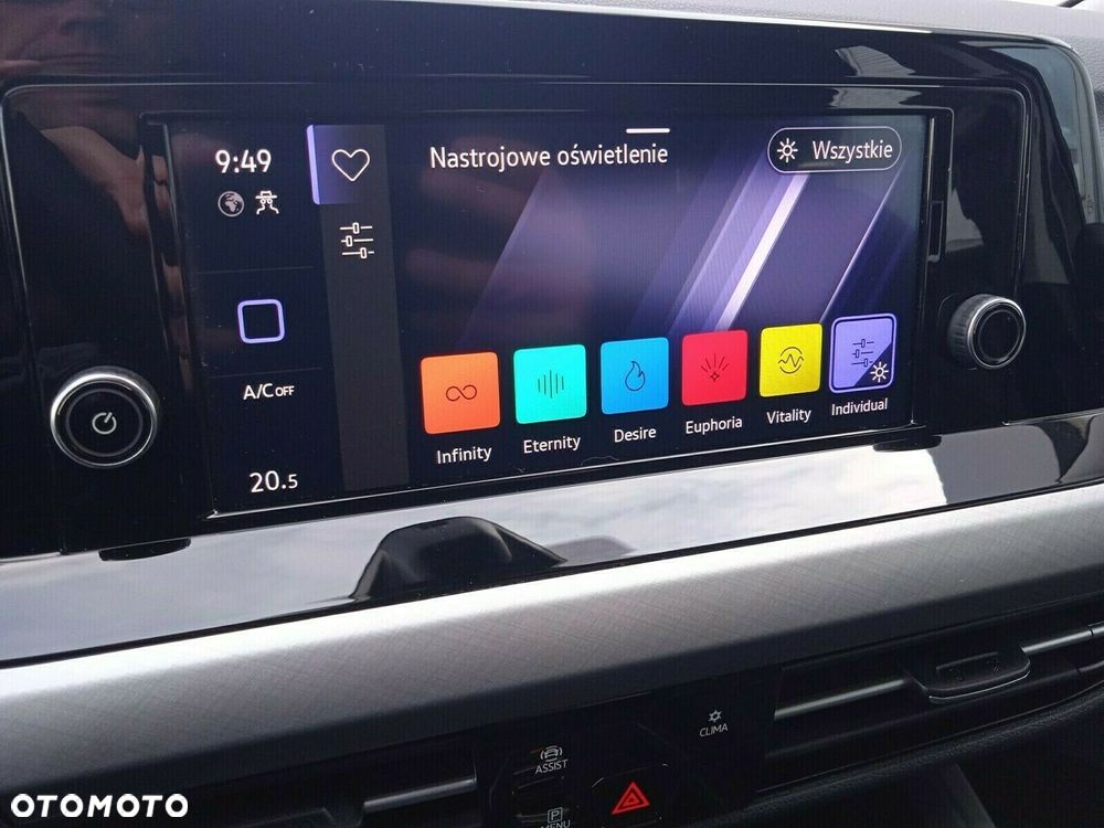 Volkswagen Golf - 24