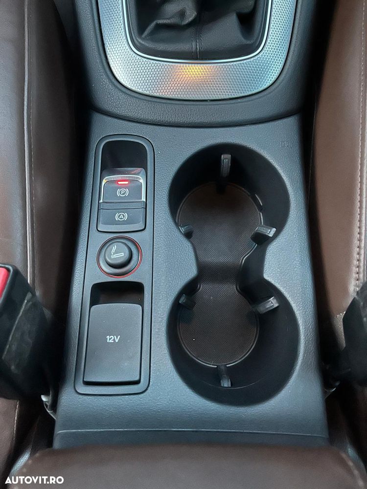 Audi Q3 2.0 TDI - 12