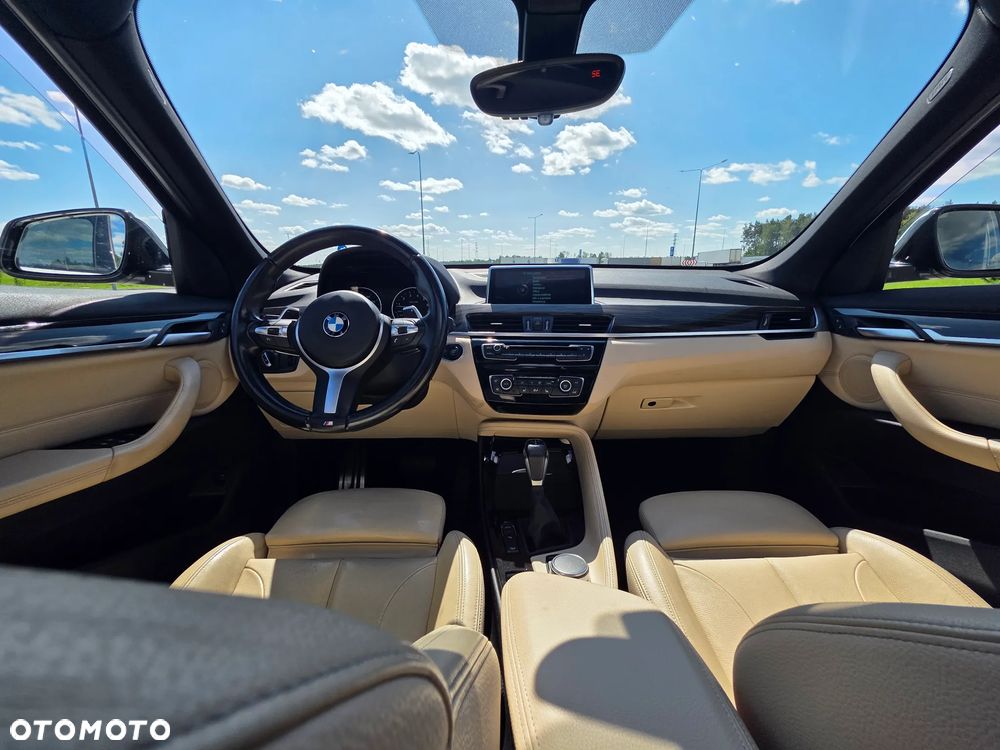 BMW X1 xDrive25i Sport Line - 13
