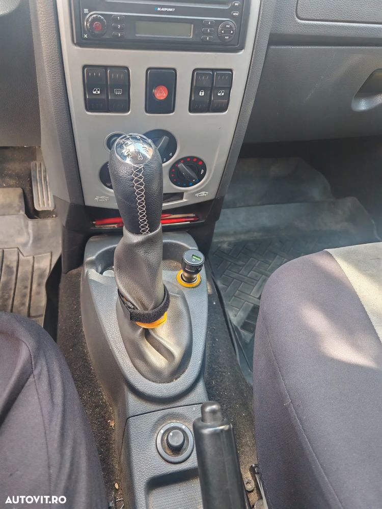 Dacia Logan Express 1.5 dCi - 8