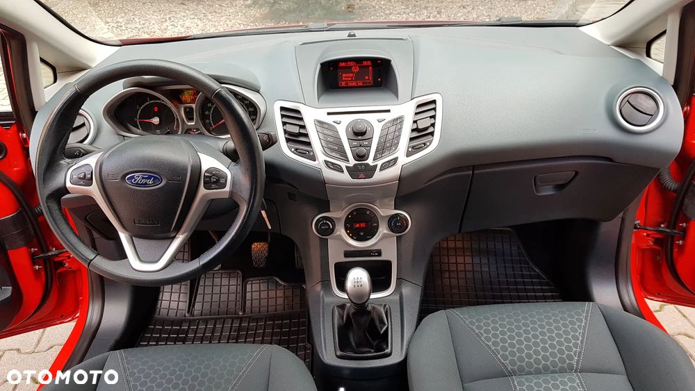 Ford Fiesta 1.25 Titanium - 8