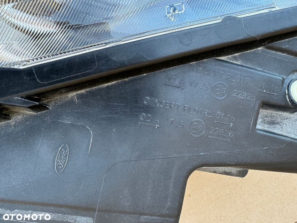 LAMPA FORD KUGA MK3 XENON FULL LED PRAWA PRZÓD - 6
