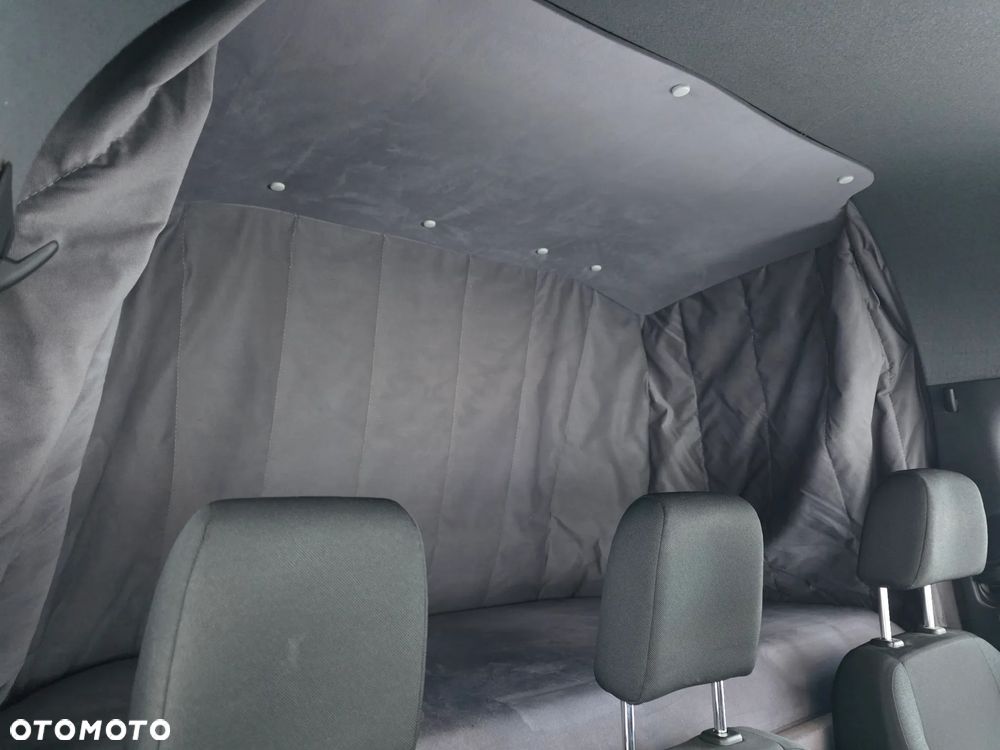 Mercedes-Benz Sprinter - 9