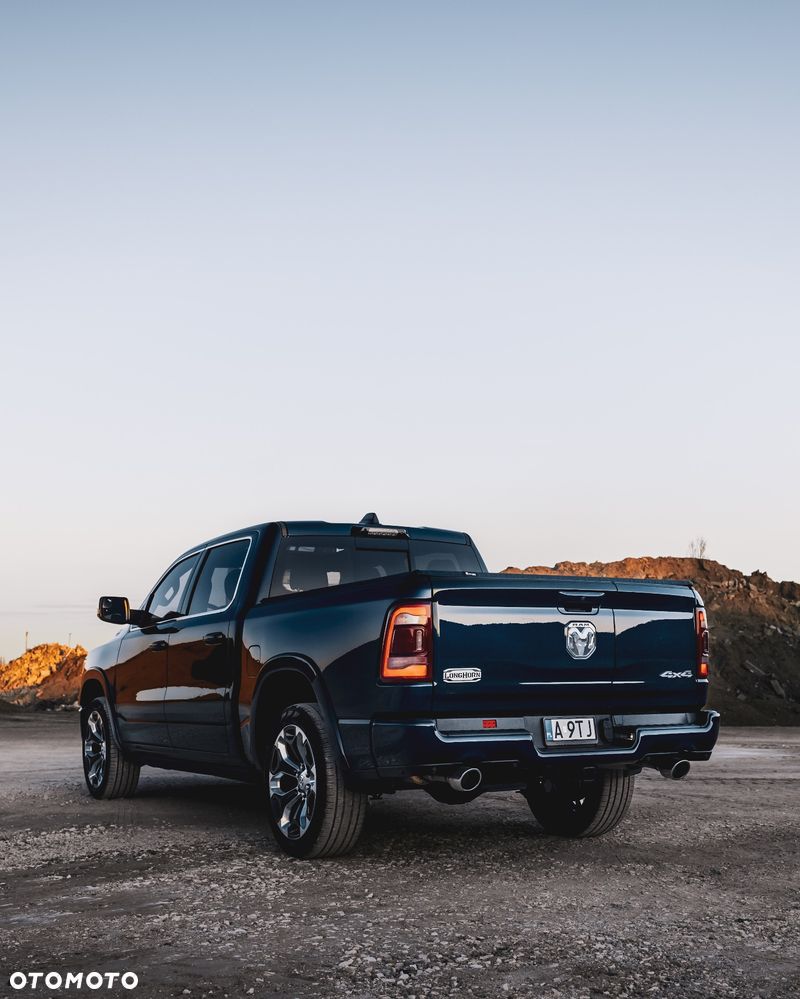 RAM 1500 5.7 eTorque Crew Cab Shortbed Longhorn Chrome - 4