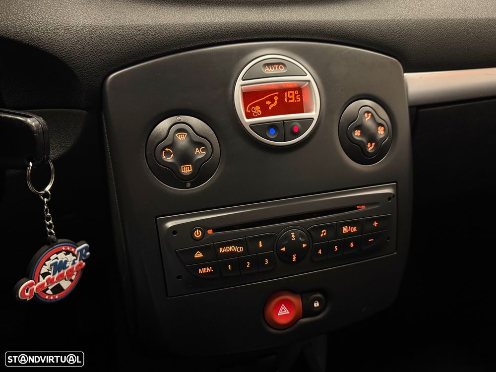 Renault Clio Break 1.2 TCE Dynamique S - 13