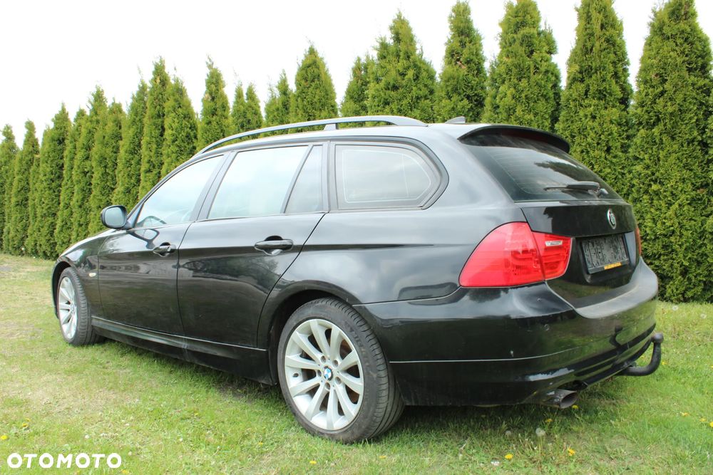 BMW Seria 3 318i Edition Lifestyle - 4