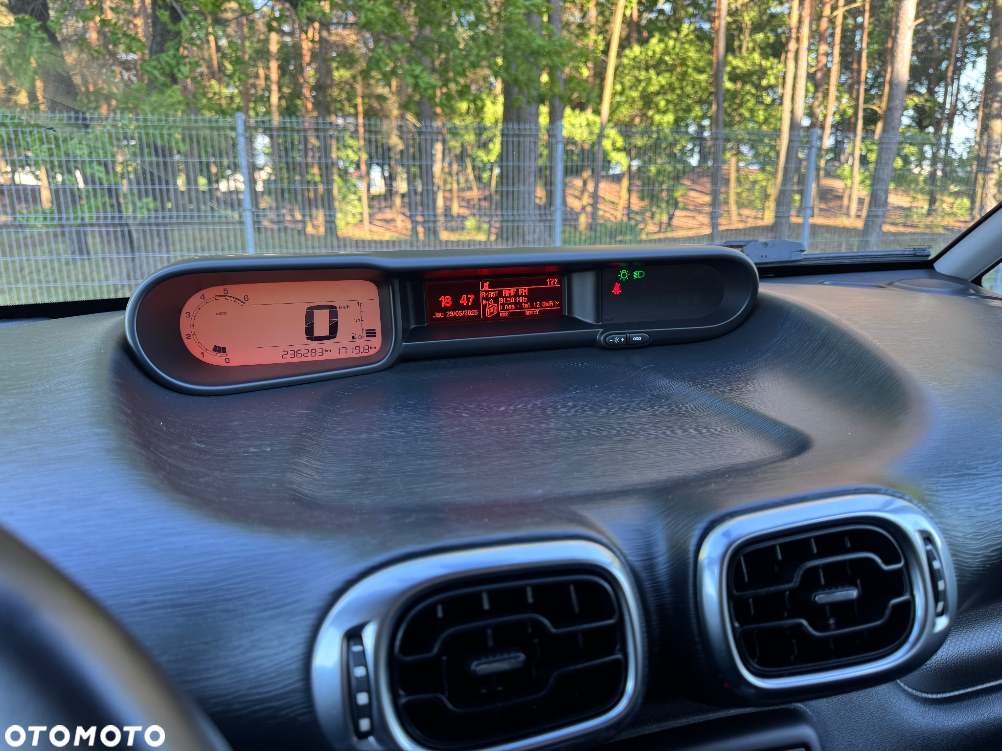 Citroën C3 Picasso 1.6 HDi Selection - 18