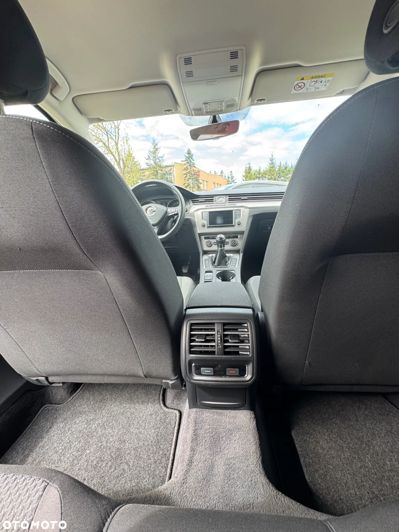 Volkswagen Passat 2.0 TDI BMT Comfortline - 19