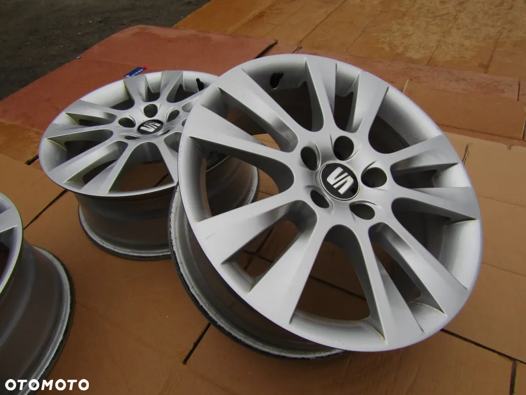 4x Felgi 17 Seat Leon Tarraco Ateca Toledo Skoda Octavia III IV 5x112 ET39 - 17