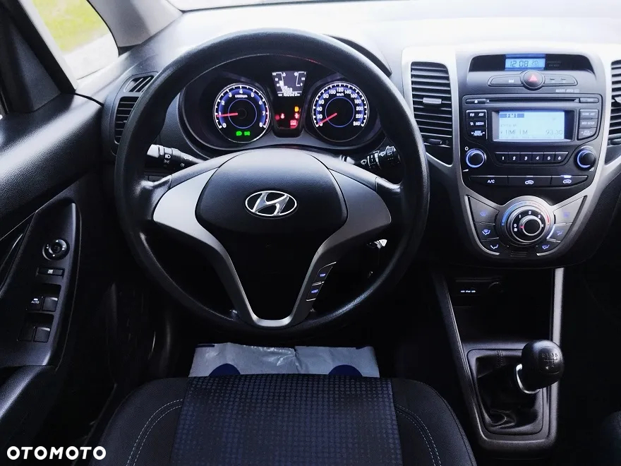 Hyundai ix20 1.4 blue Comfort - 14