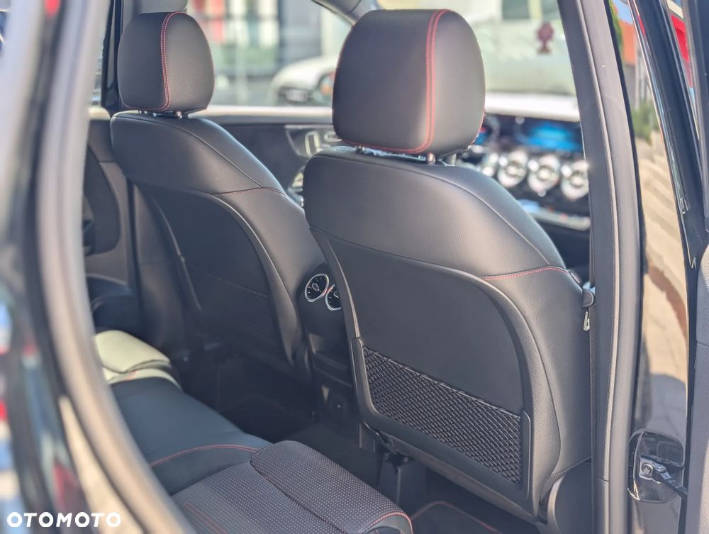 Mercedes-Benz GLA 250 4-Matic Edition 1 - 5