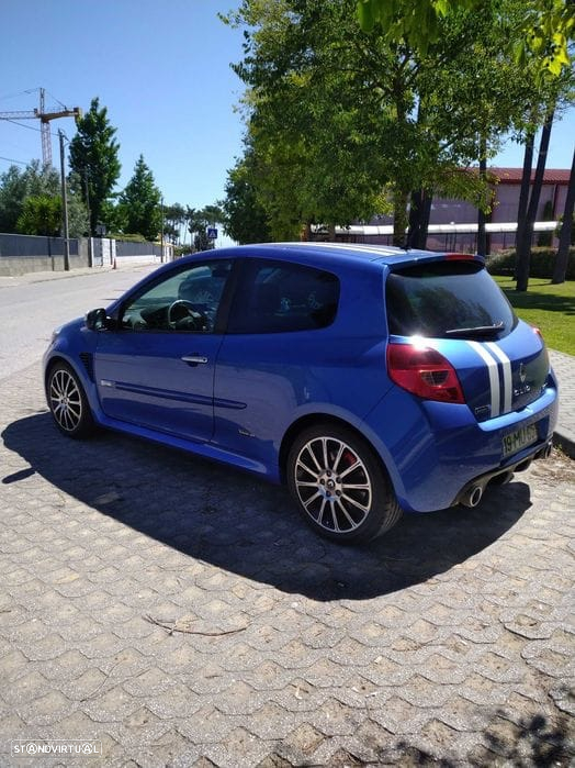 Renault Clio 2.0 16V RS - 5