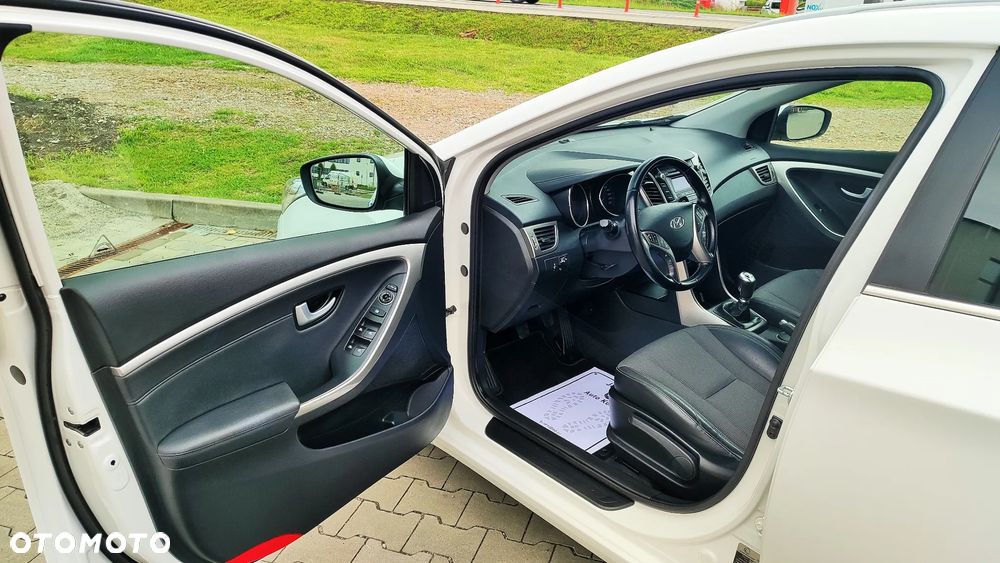 Hyundai i30 1.6 GDI Premium - 3