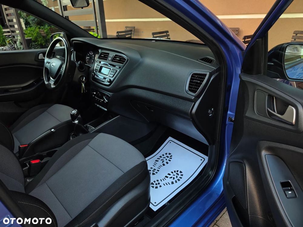 Hyundai i20 1.2 Passion - 40