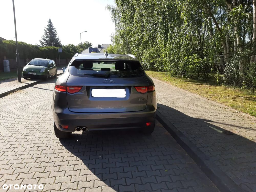 Jaguar F-Pace - 6