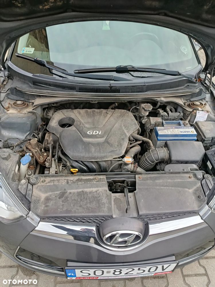 Hyundai Veloster 1.6 GDI Comfort - 15